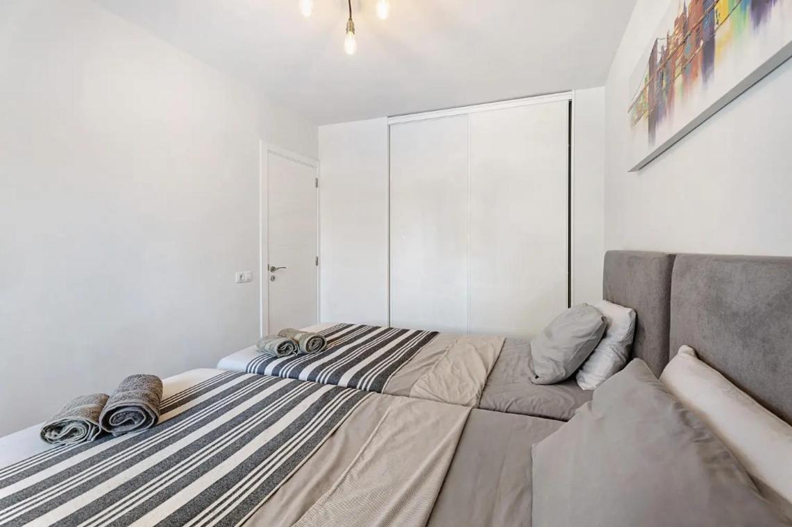 Apartamento De Lujo En Torre Del Sol, Playa De Las Americas Arona  Buitenkant foto