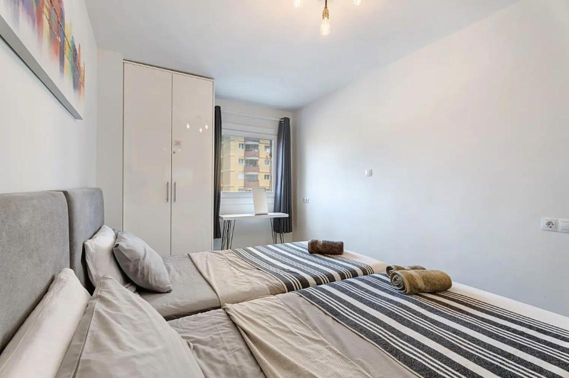 Apartamento De Lujo En Torre Del Sol, Playa De Las Americas Arona  Buitenkant foto